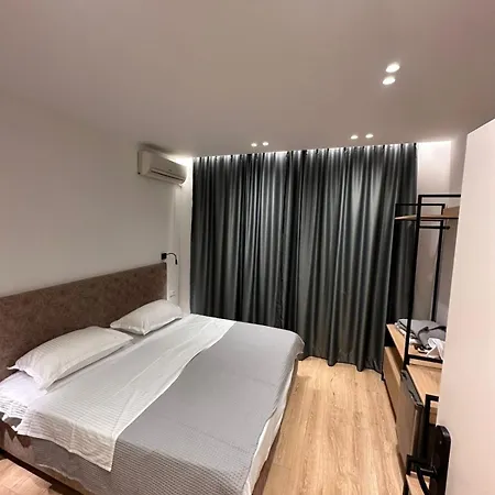 Logan Hotel
